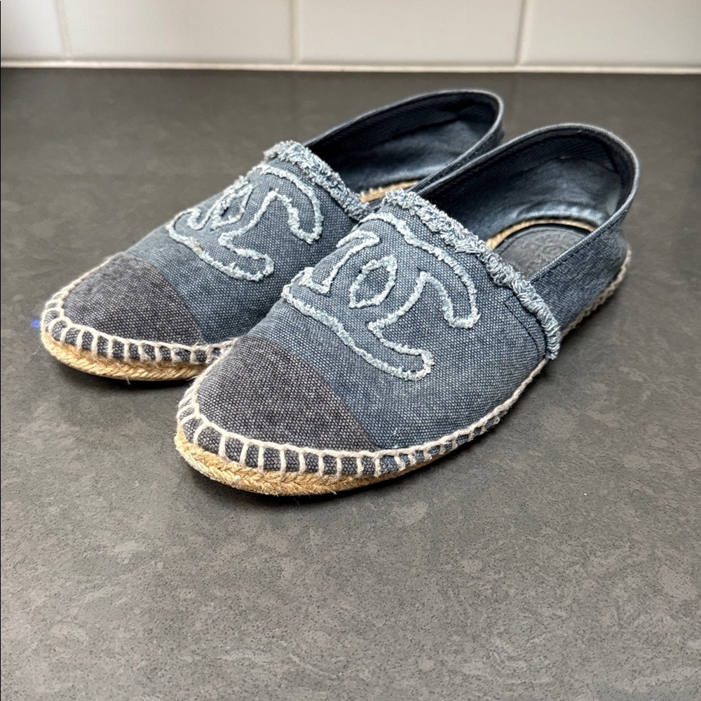 Chanel Denim CC Espadrilles size 37